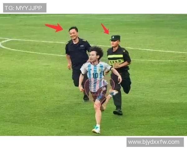 梅西与足球明星亲密互动视频展现球场背后的友谊与激情