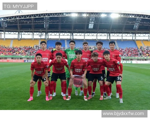 邀请赛特别报道：成都足球队的奋斗经历