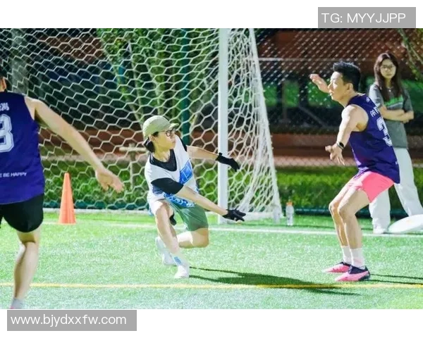 飞盘热议:上海飞盘队的配合争议